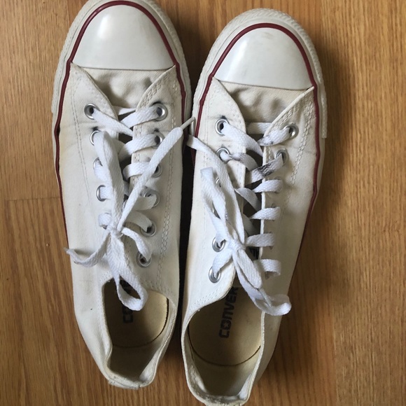 Low top converse - Picture 2 of 2